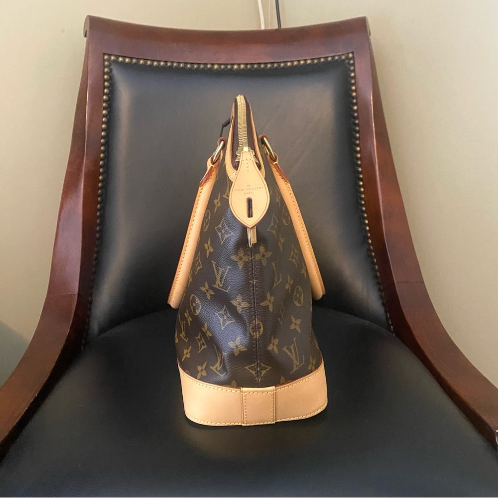 Louis Vuitton Monogram Lock It Horizontal - Picture 8 of 15